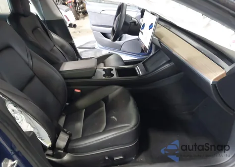 2021 Tesla Model 3 Standard Range Plus Rear-Wheel Drive from USA, damaged, VIN 5YJ3E1EA4MF096115